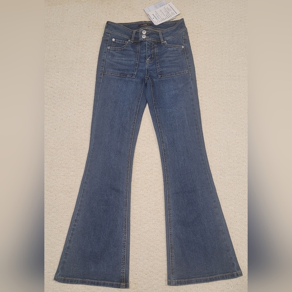 Jordache Brand New " Sample Jeans" Size 3 Flare